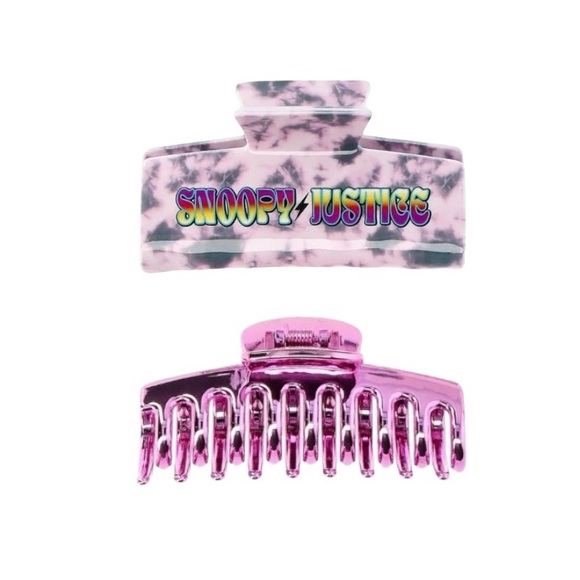 Justice Peanuts Snoopy Tie Dye Print & Metallic Claw Clips - Picture 2 of 6